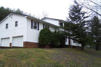 Farm and Ranch in Tazewell County, Virginia