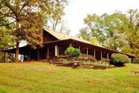 Farm and Ranch in Cherokee County, Texas