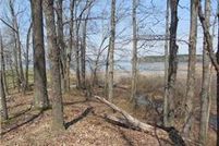 Land in Humphreys County, Tennessee