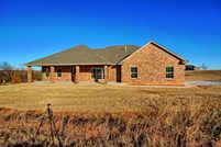 Land in McClain County, Oklahoma