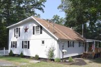 Farm and Ranch in Warren County, Virginia