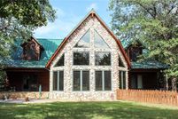 Farm and Ranch in Grayson County, Texas