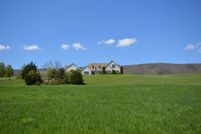 Farm and Ranch in Shenandoah County, Virginia