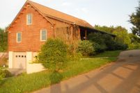 House in Hart County, Kentucky