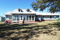 Farm and Ranch in Henderson County, Texas