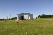 Farm and Ranch in Hill County, Texas