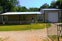 Farm and Ranch in Henderson County, Texas