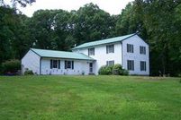 Farm and Ranch in Benton County, Tennessee