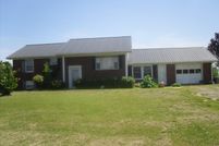 Farm and Ranch in Green County, Kentucky