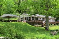 Farm and Ranch in Humphreys County, Tennessee