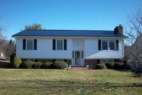 Farm and Ranch in Wythe County, Virginia
