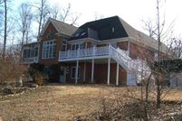 Farm and Ranch in Benton County, Tennessee