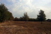 Land in Gonzales County, Texas