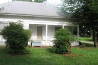 House in Titus County, Texas