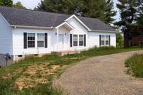 Farm and Ranch in Carroll County, Virginia