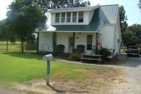 House in Gibson County, Tennessee