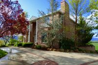 Land in Siskiyou County, California