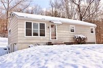 House in Hampden County, Massachusetts