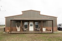 Farm and Ranch in Grayson County, Texas