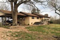 House in Fulton County, Arkansas