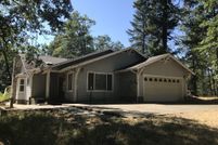 House in Josephine County, Oregon