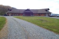 House in Tazewell County, Virginia