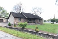 House in Jackson County, Illinois