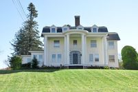 Land in Newport County, Rhode Island