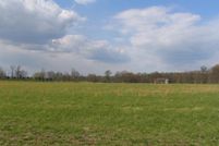 Farm and Ranch in Jefferson County, Illinois