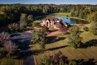 Land in Jefferson County, Illinois