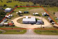 Farm and Ranch in Hill County, Texas