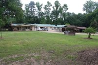 House in Howard County, Arkansas