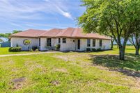 Farm and Ranch in Falls County, Texas
