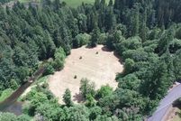 Riverfront Property in Clackamas County, Oregon