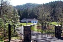 House in Josephine County, Oregon
