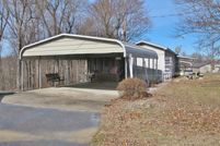 House in Lyon County, Kentucky