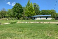 House in Calhoun County, Illinois