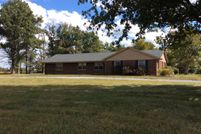 Land in Jefferson County, Illinois