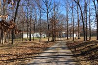 Land in Jefferson County, Illinois