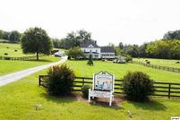 House in Jefferson County, Tennessee