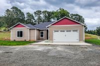 House in Douglas County, Oregon