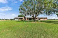 Farm and Ranch in Falls County, Texas