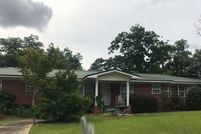 House in Henry County, Alabama