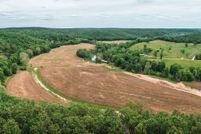 Farm and Ranch in Pulaski County, Missouri