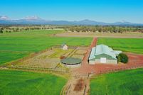 Farm and Ranch in Deschutes County, Oregon