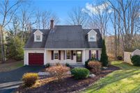 House in New London County, Connecticut
