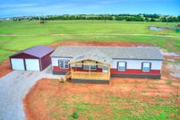 Land in Kingfisher County, Oklahoma