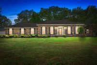 Land in Weakley County, Tennessee