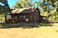 Land in Jefferson County, Illinois