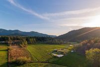 Land in Josephine County, Oregon